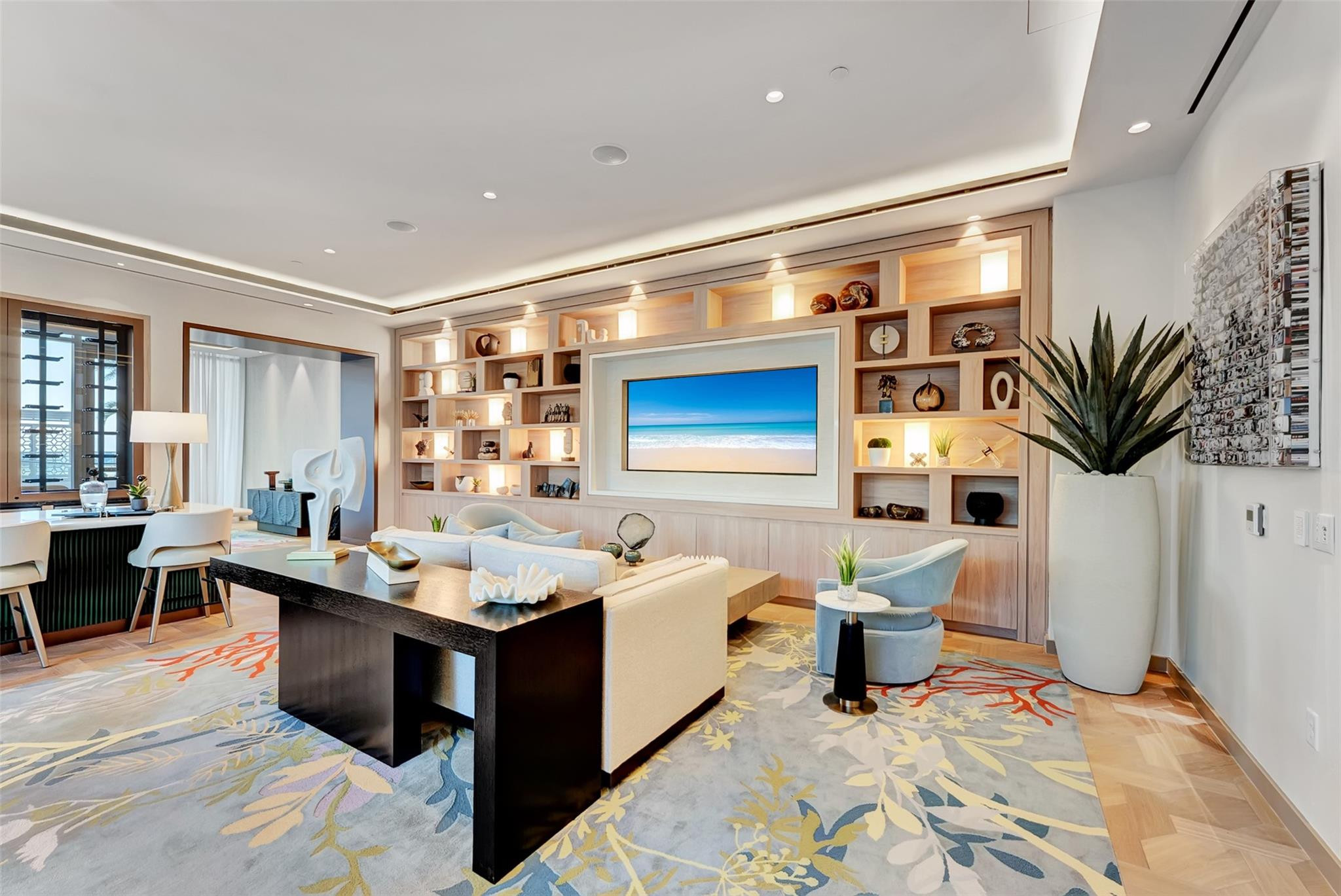 SELENE OCEANFRONT RESIDENCE - Residential