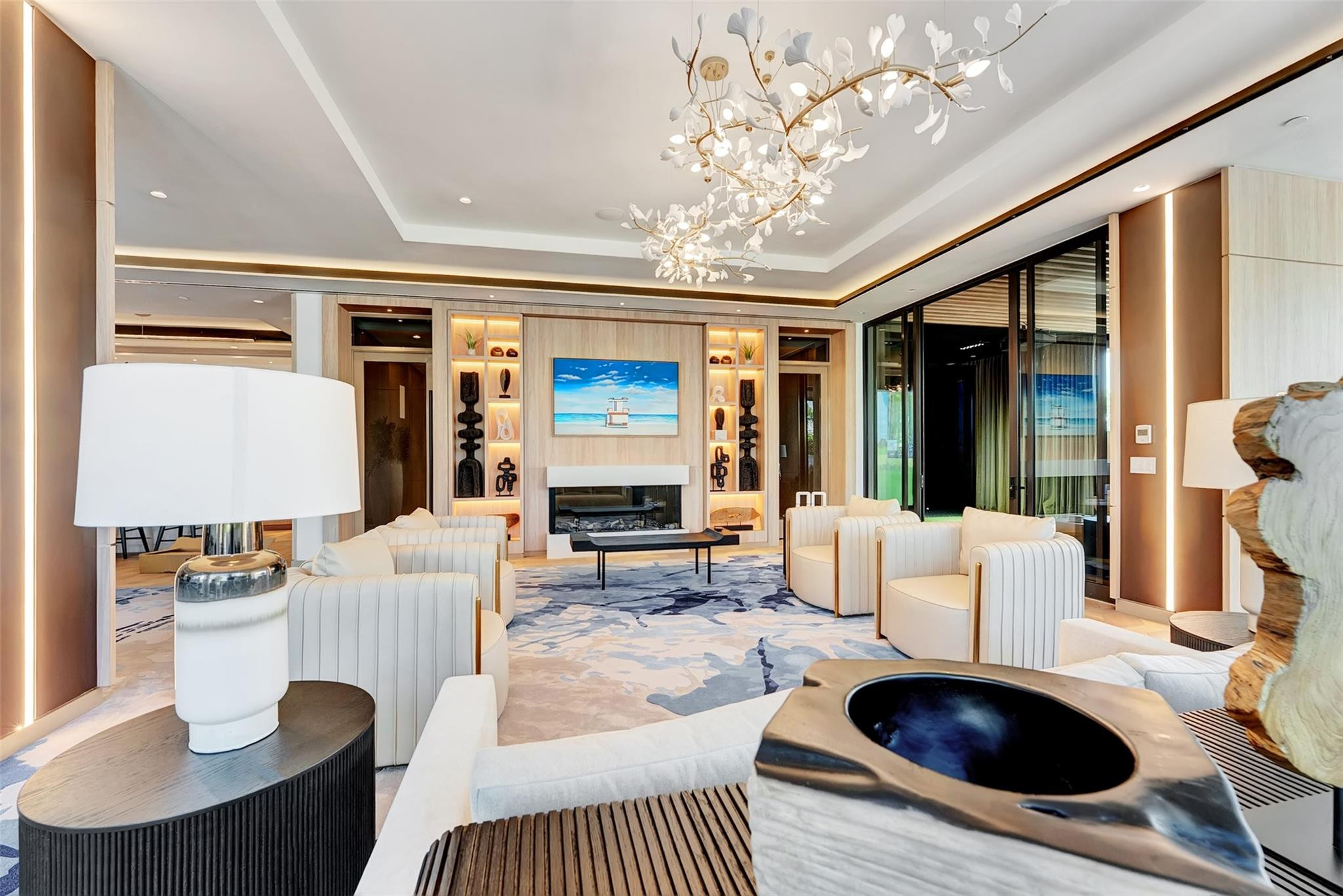 SELENE OCEANFRONT RESIDENCE - Residential