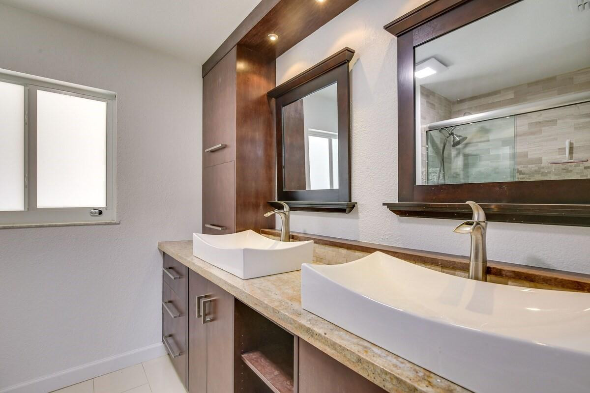 Oakland Park 2-38 B - Residential