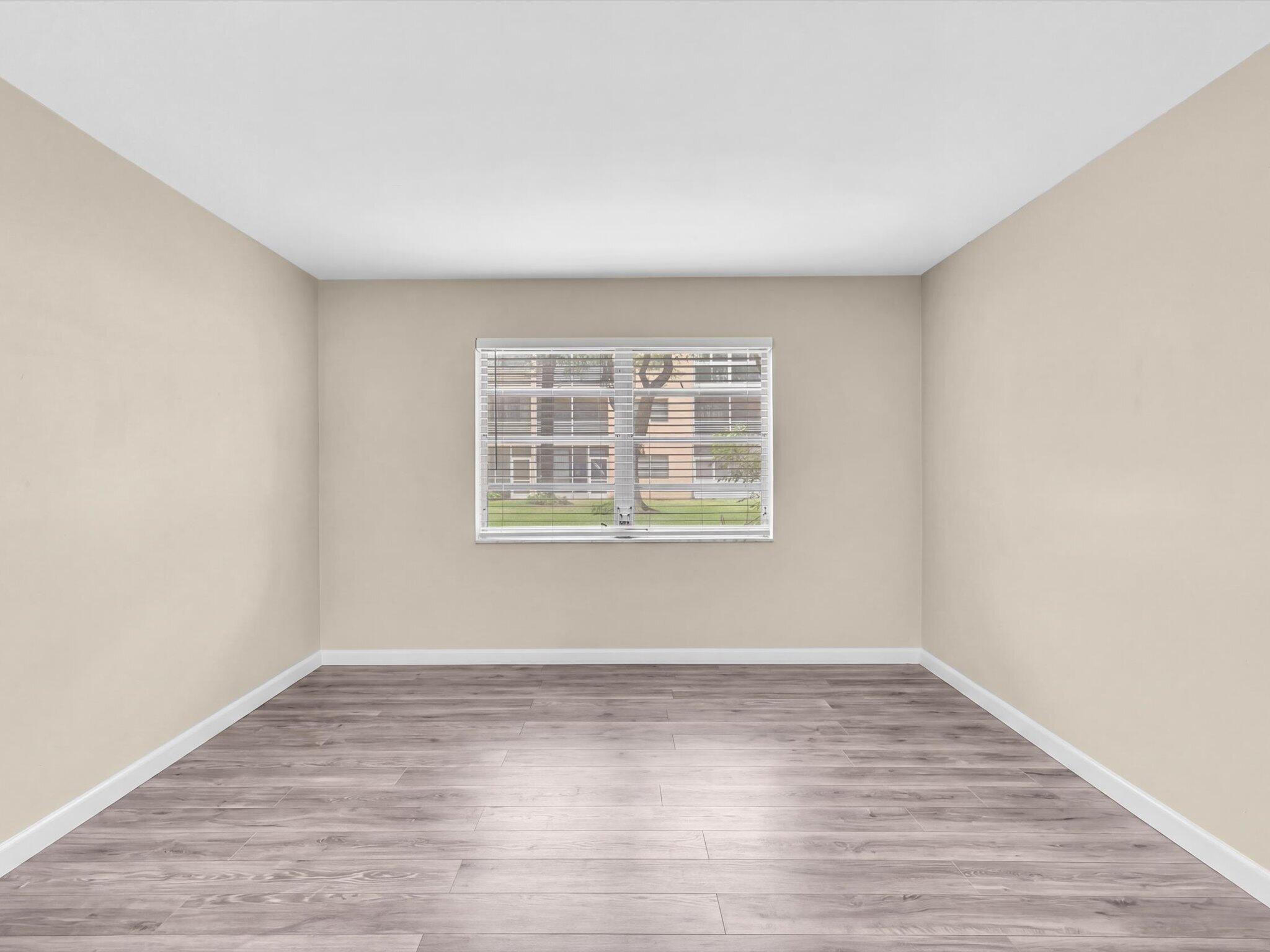 BERKLEY HOUSE OF CARRIAGE HILLS - Residential