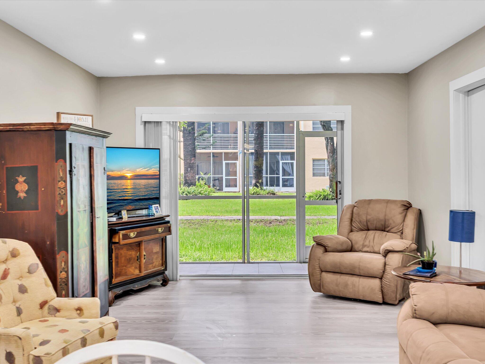 BERKLEY HOUSE OF CARRIAGE HILLS - Residential