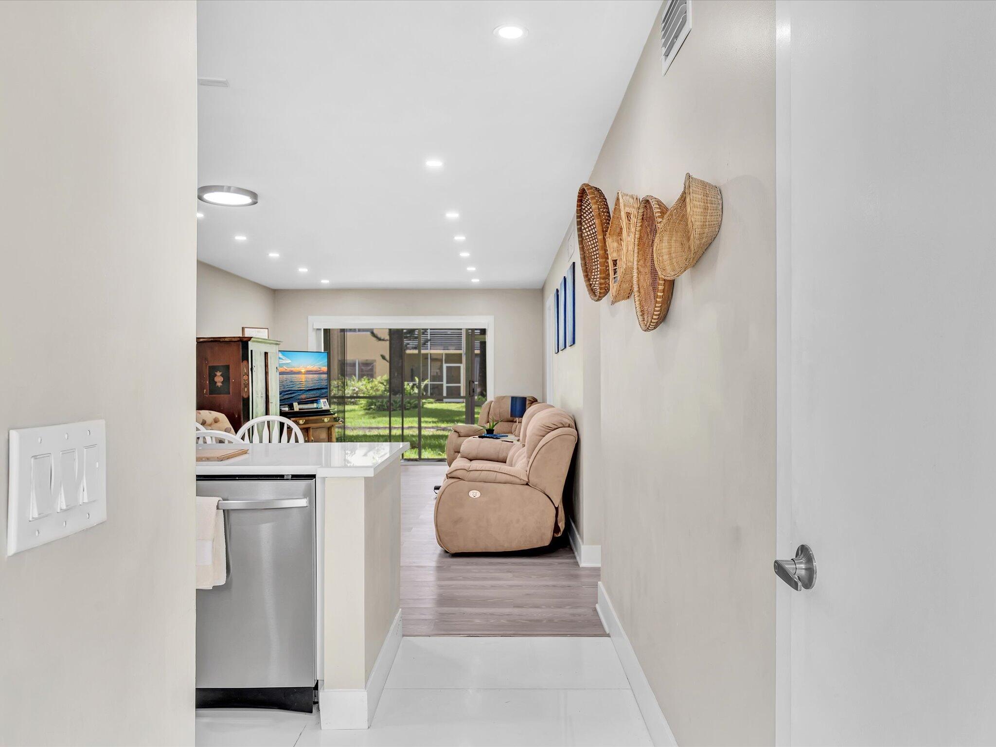 BERKLEY HOUSE OF CARRIAGE HILLS - Residential