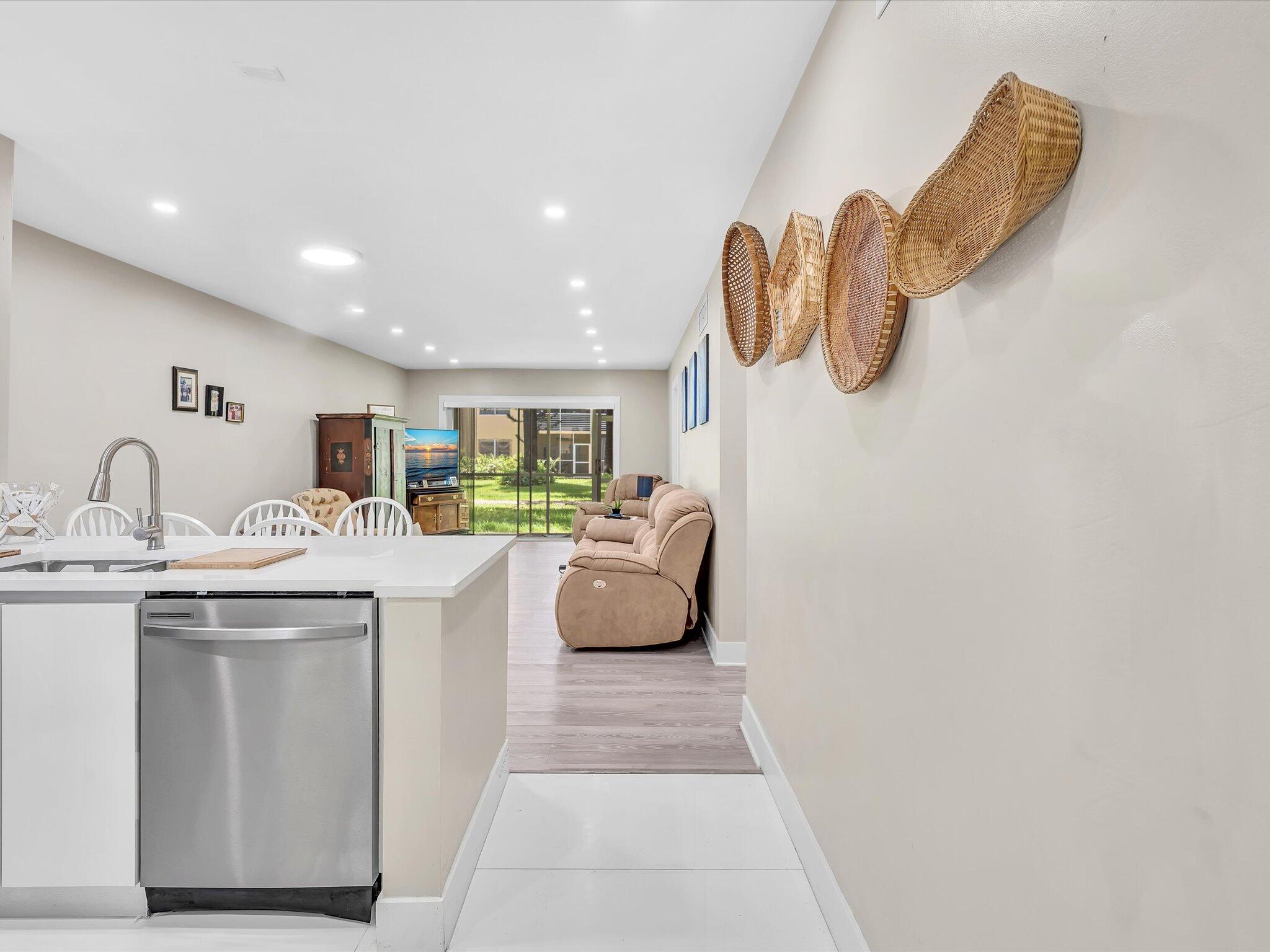BERKLEY HOUSE OF CARRIAGE HILLS - Residential