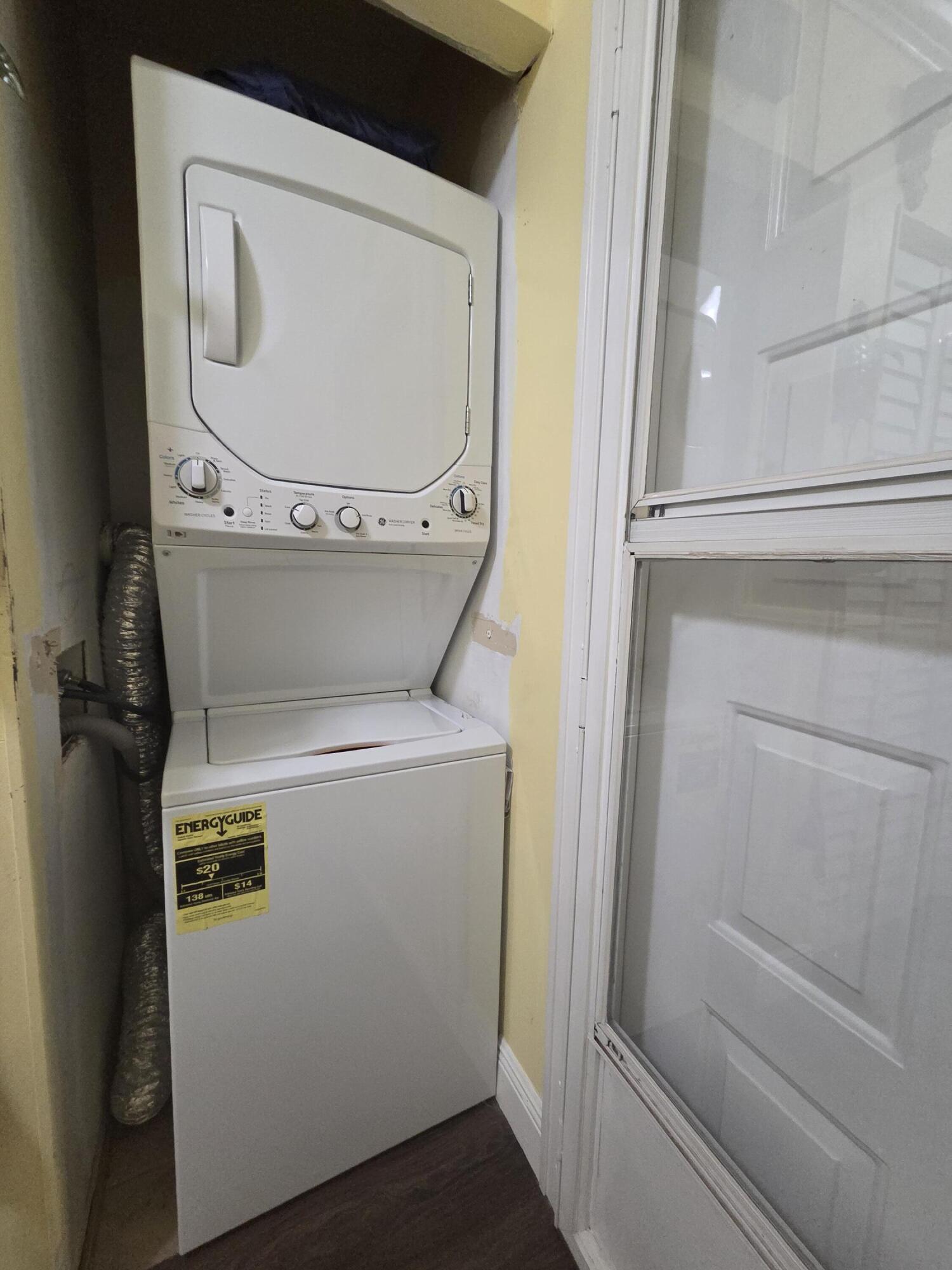 FOREST HILL VILLAS GARDEN CONDO - Residential Lease