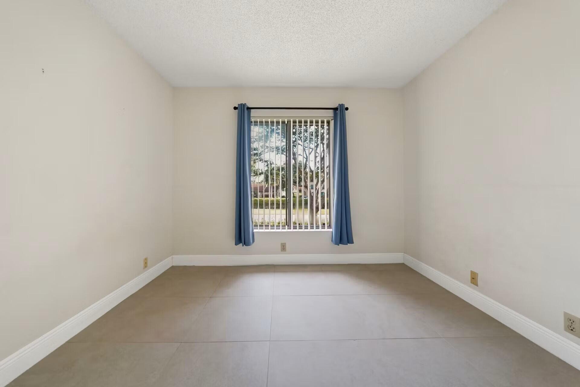 PINE RIDGE NORTH VILLAGE IV CONDO - Residential Lease