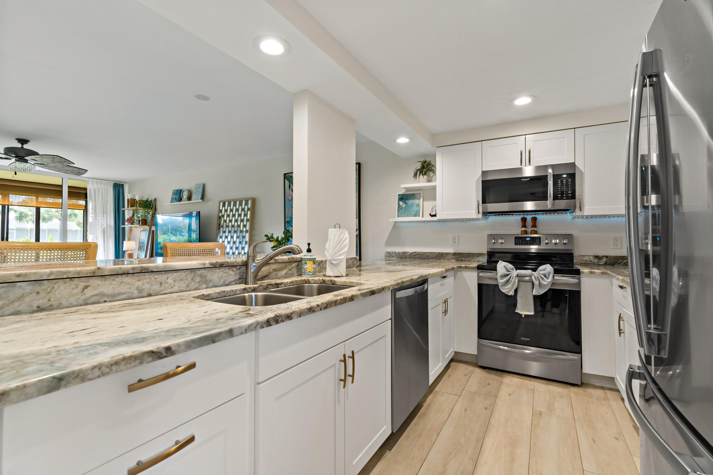 Tarpon Island Club - Residential