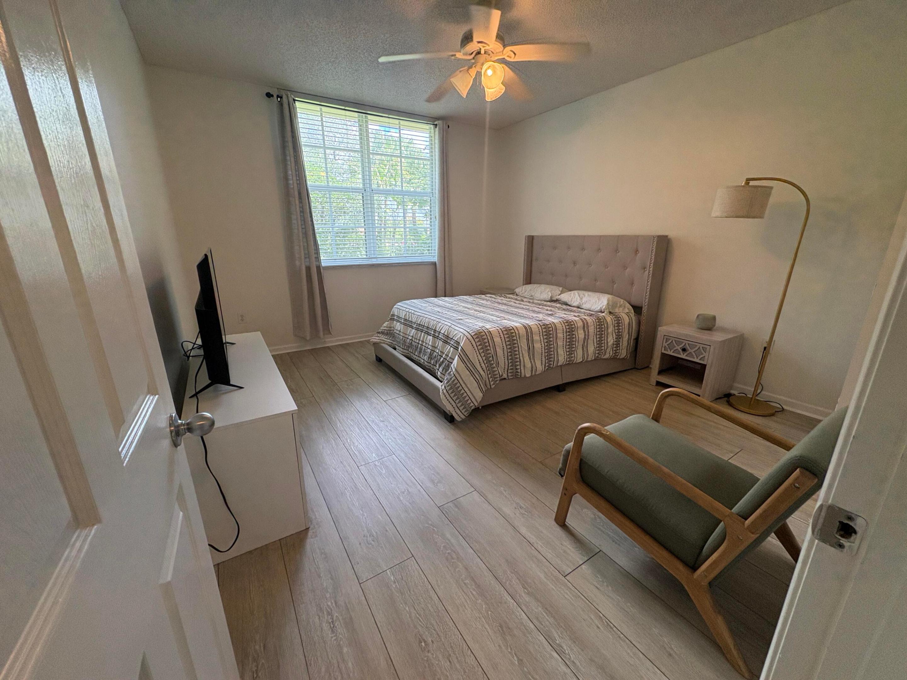 ST ANDREWS AT POLO CLUB CONDO - Residential Lease