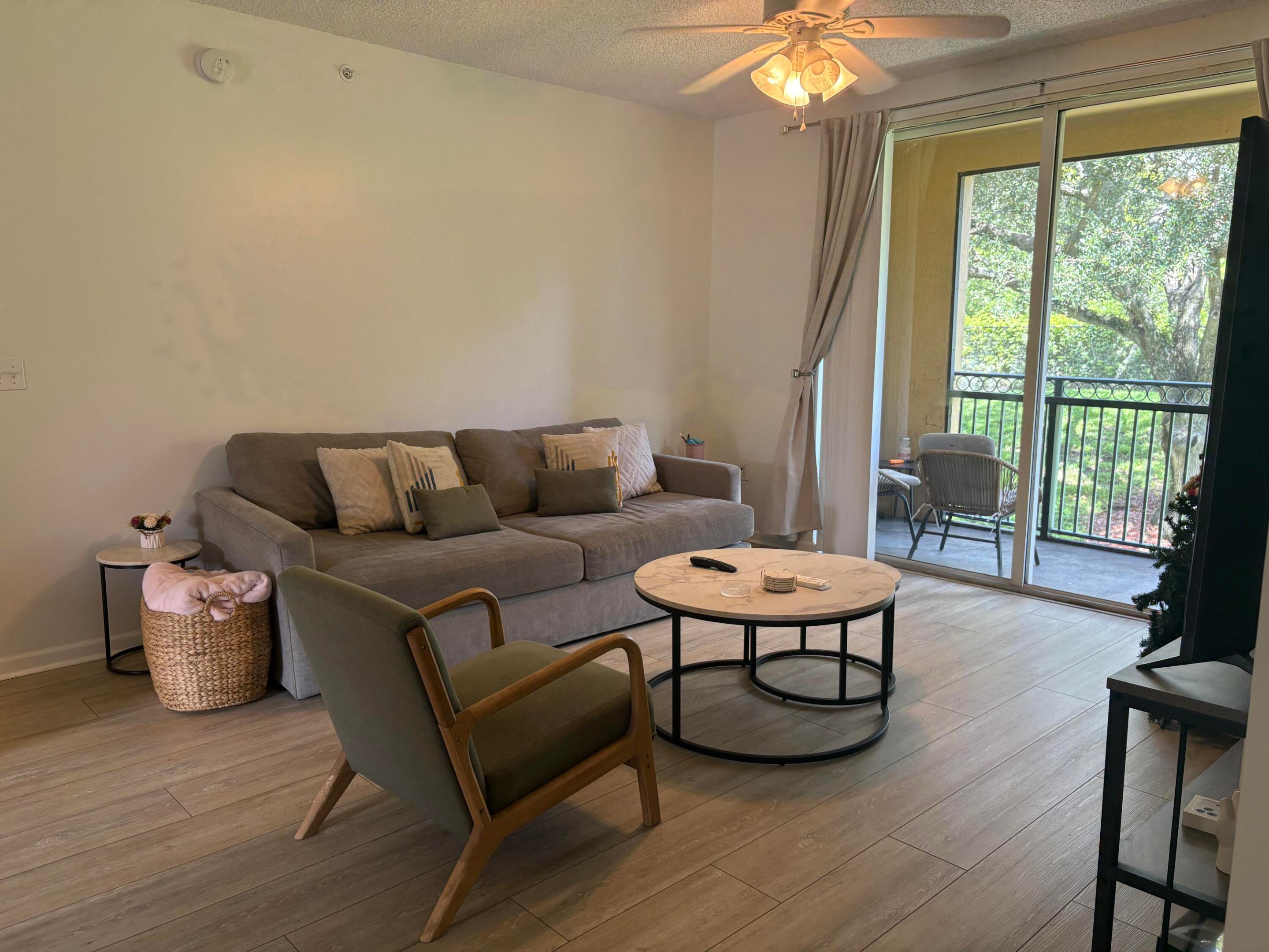 ST ANDREWS AT POLO CLUB CONDO - Residential Lease