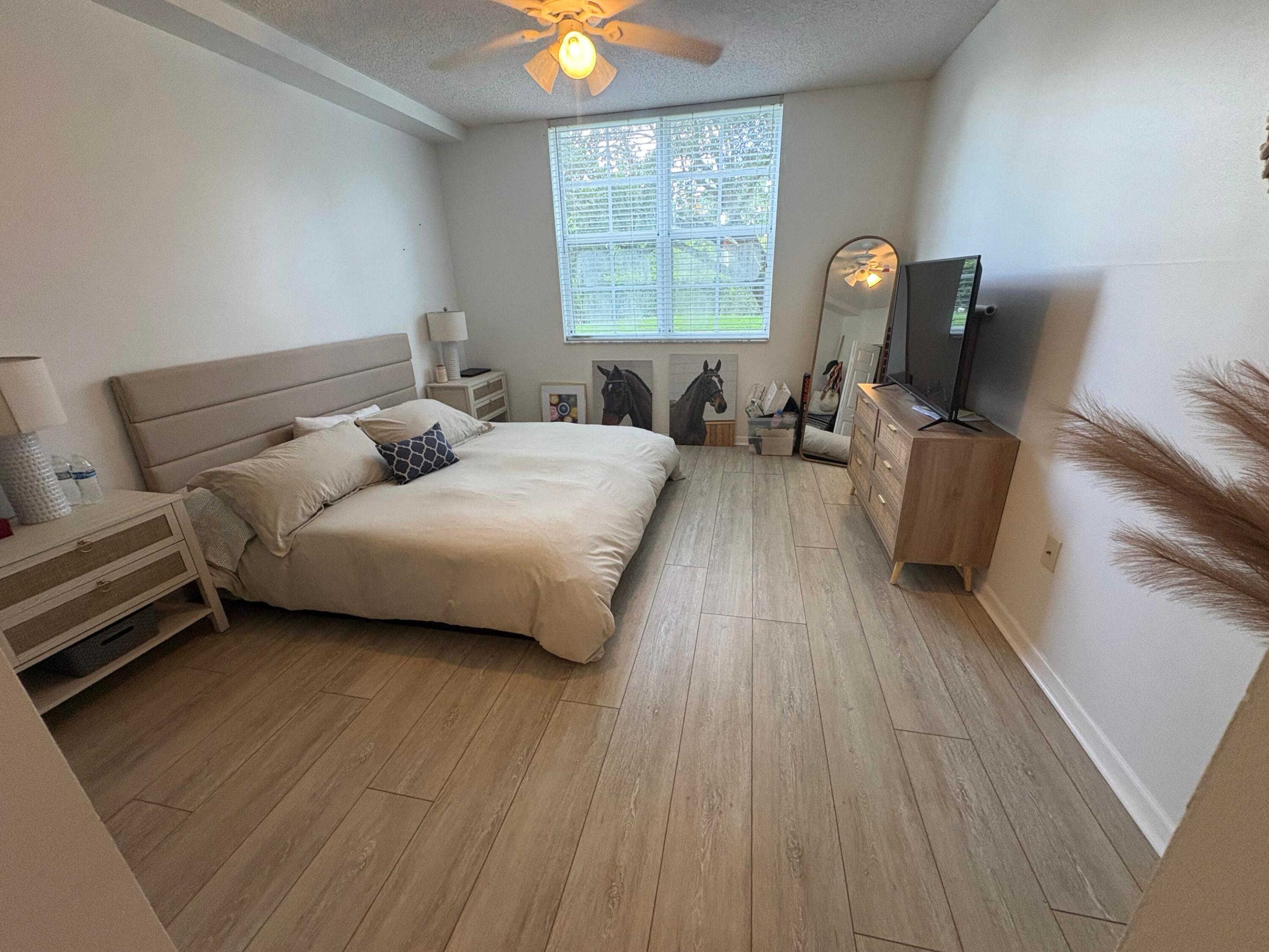 ST ANDREWS AT POLO CLUB CONDO - Residential Lease