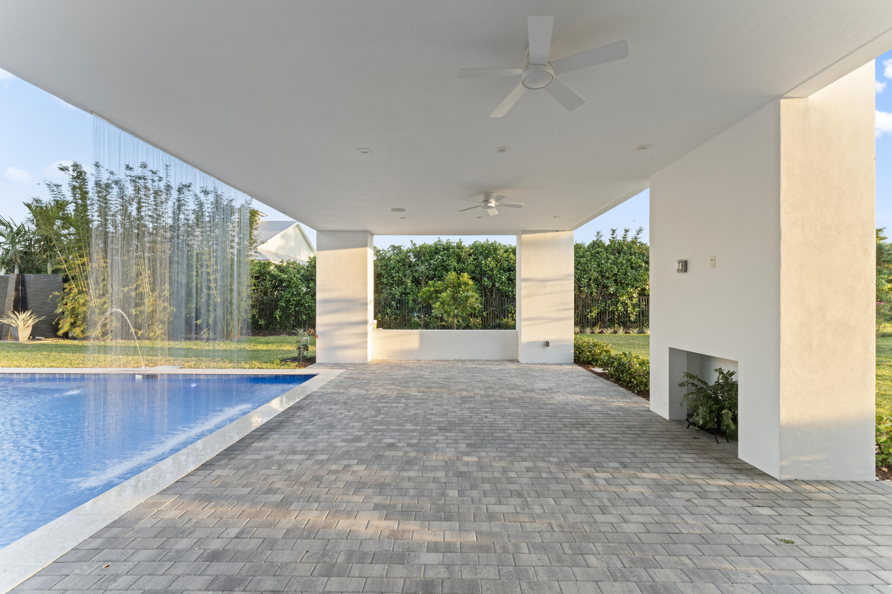 AQUA BONITA PARK - Residential