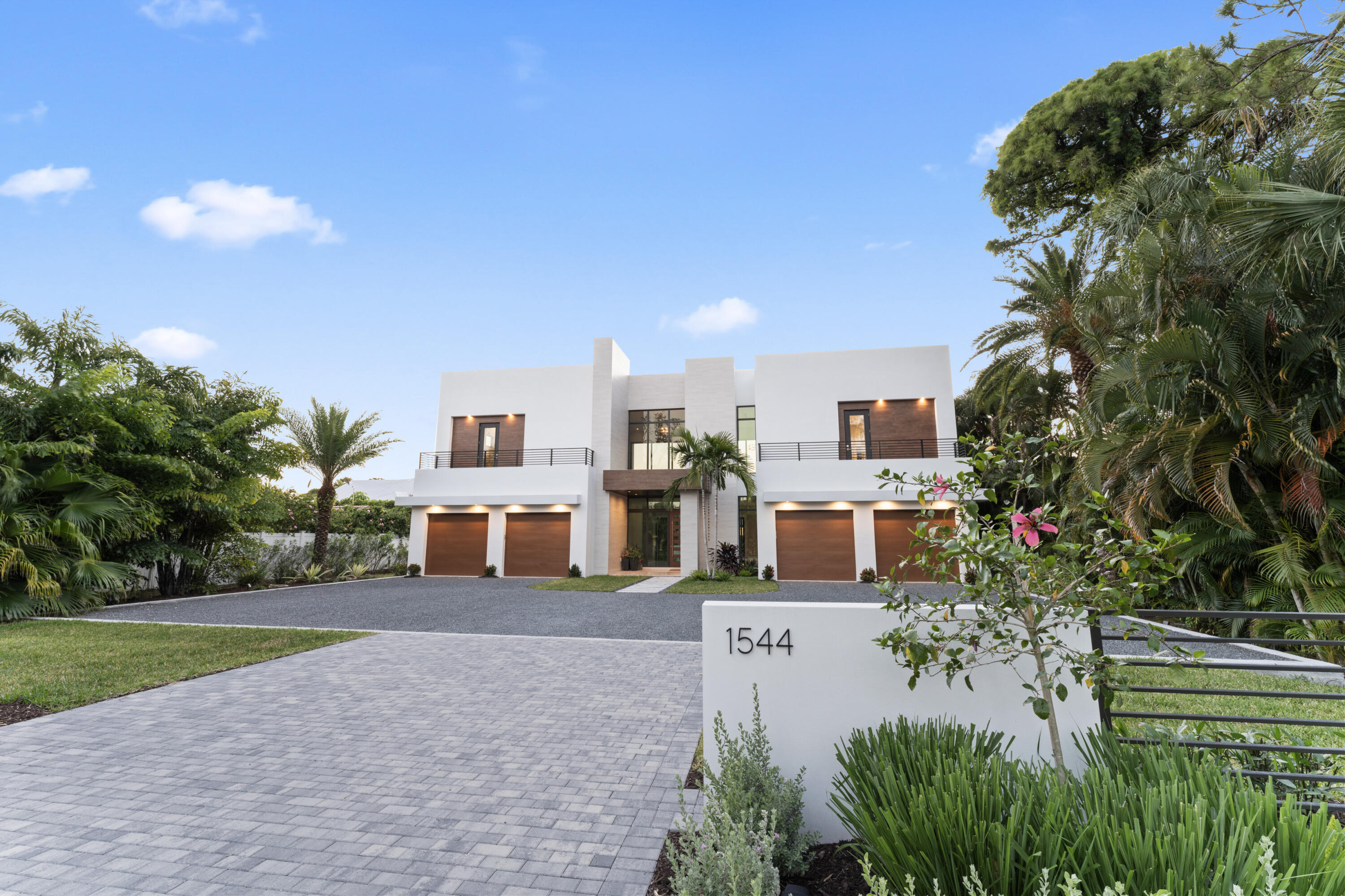 AQUA BONITA PARK - Residential
