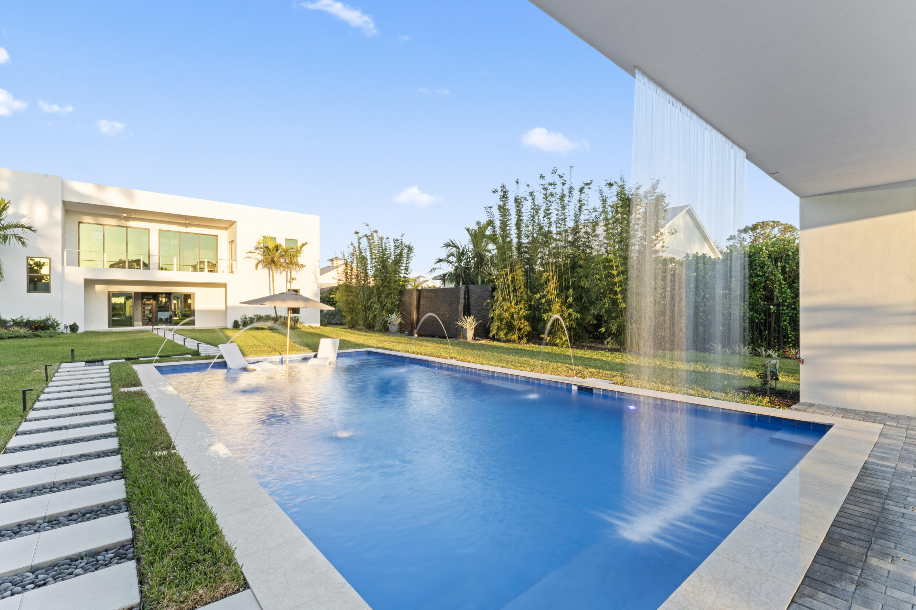 AQUA BONITA PARK - Residential