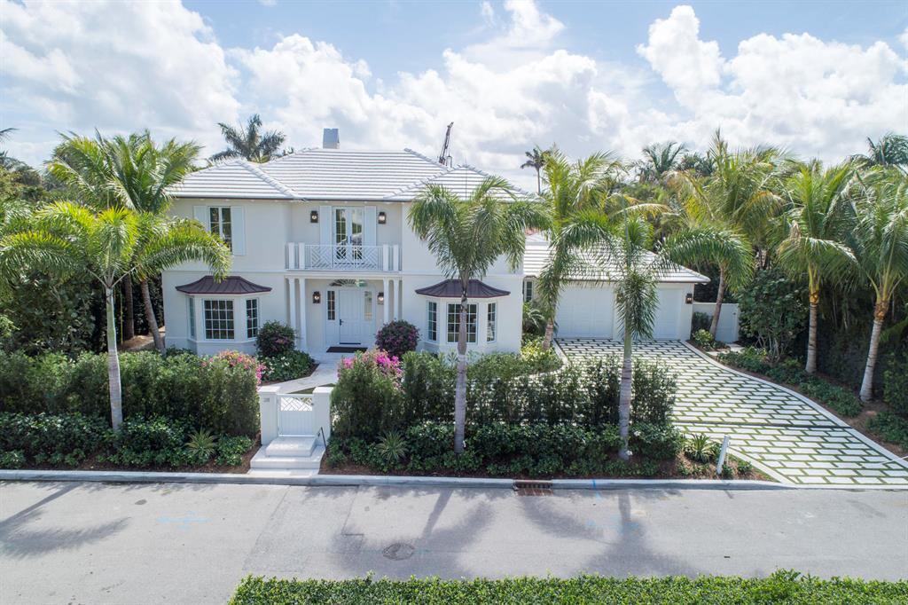 El Encanto - Residential