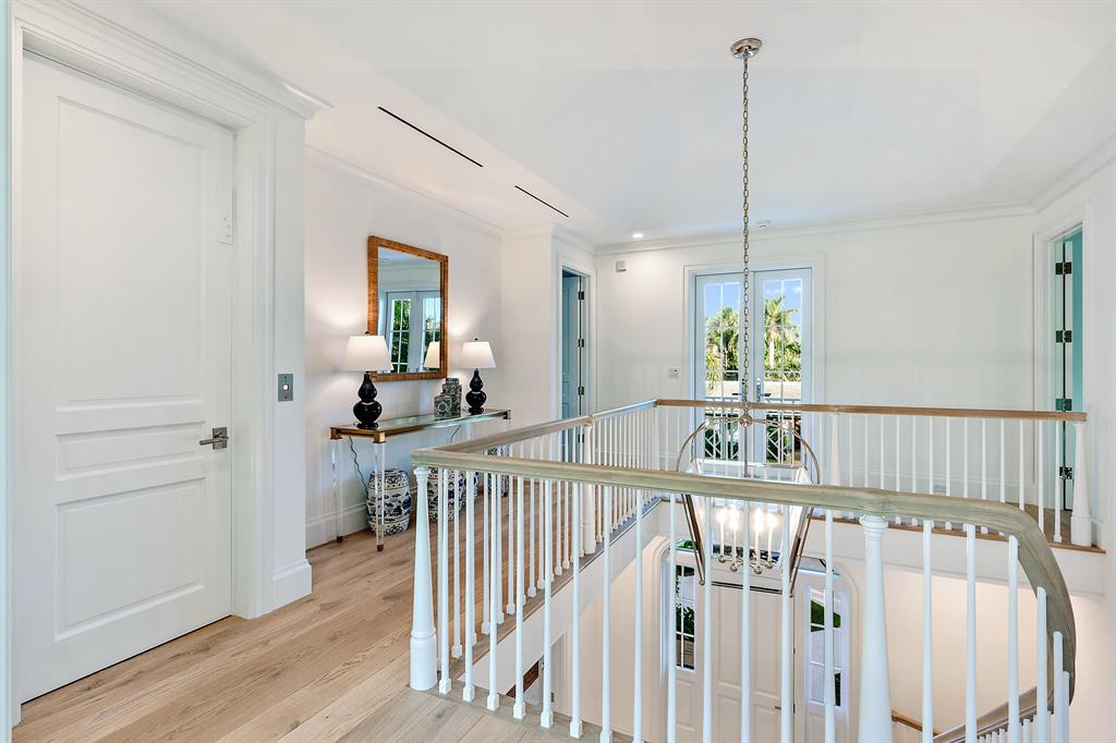El Encanto - Residential
