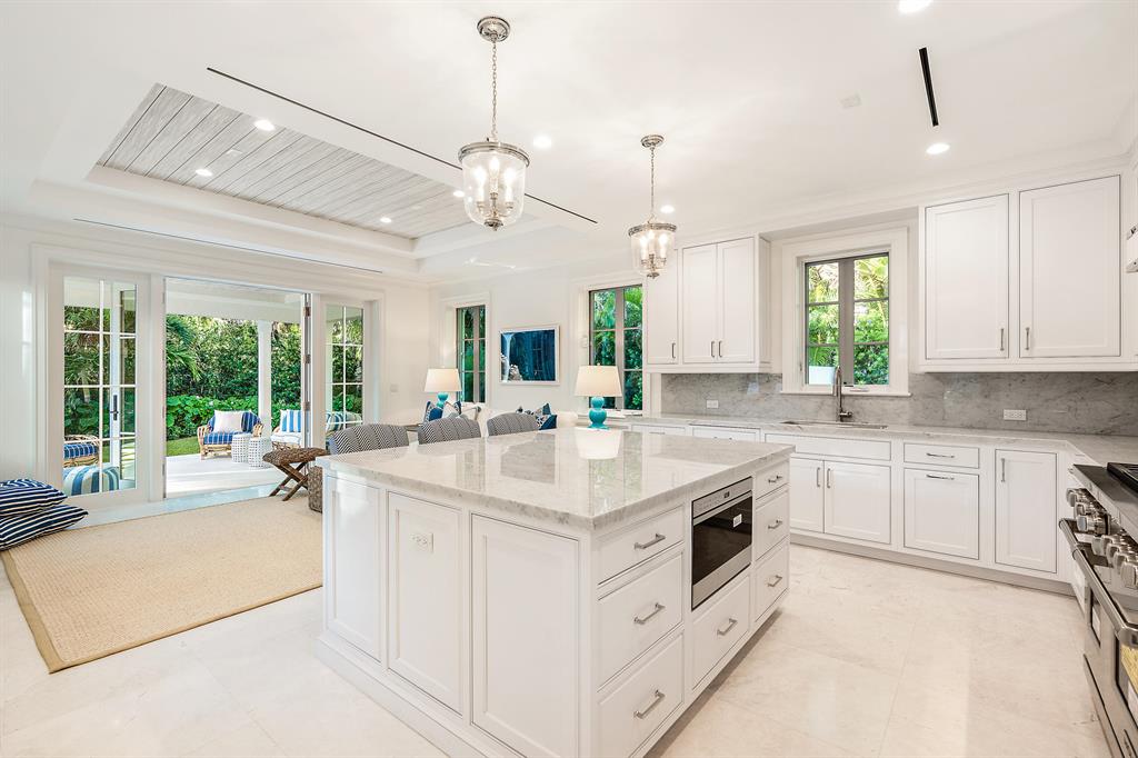 El Encanto - Residential