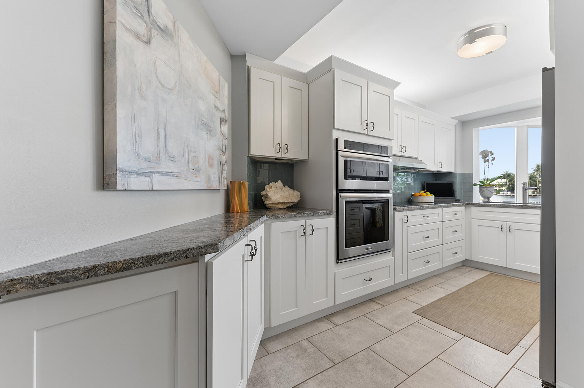 BARRTON APTS INC CONDO - Residential