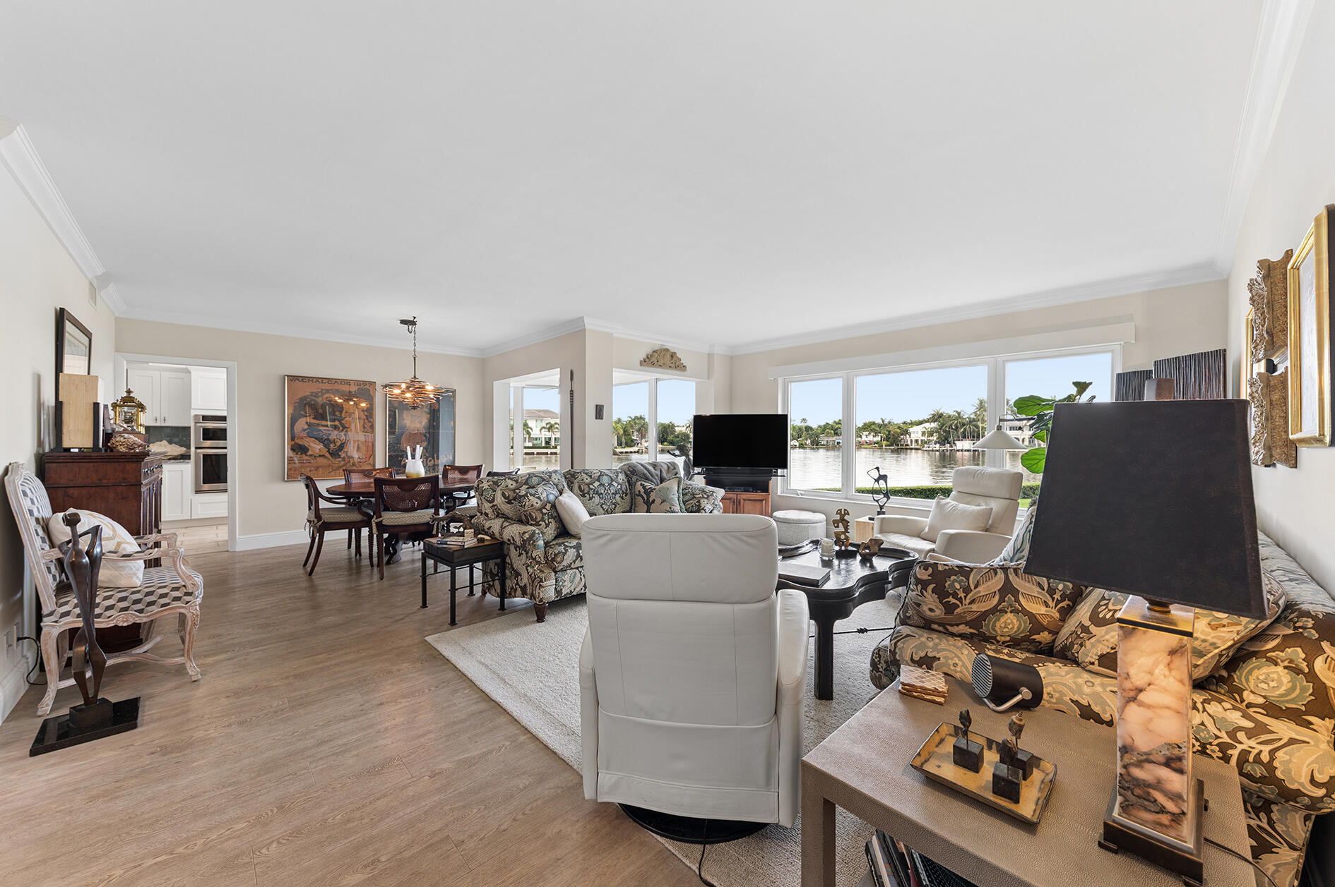 BARRTON APTS INC CONDO - Residential