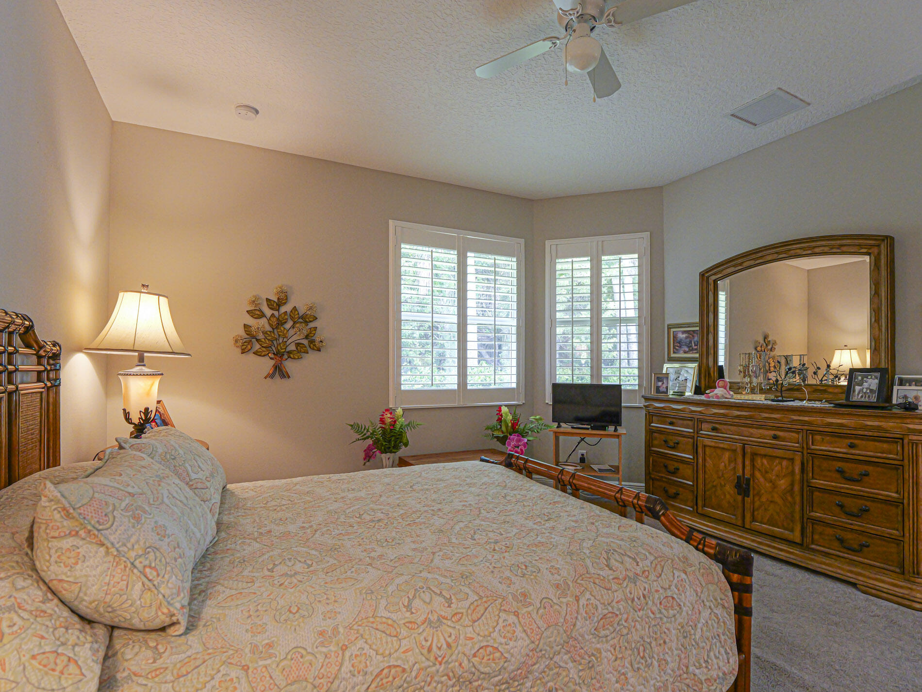 REPLAT OF THE VILLAS AT THREE OAKS - Residential