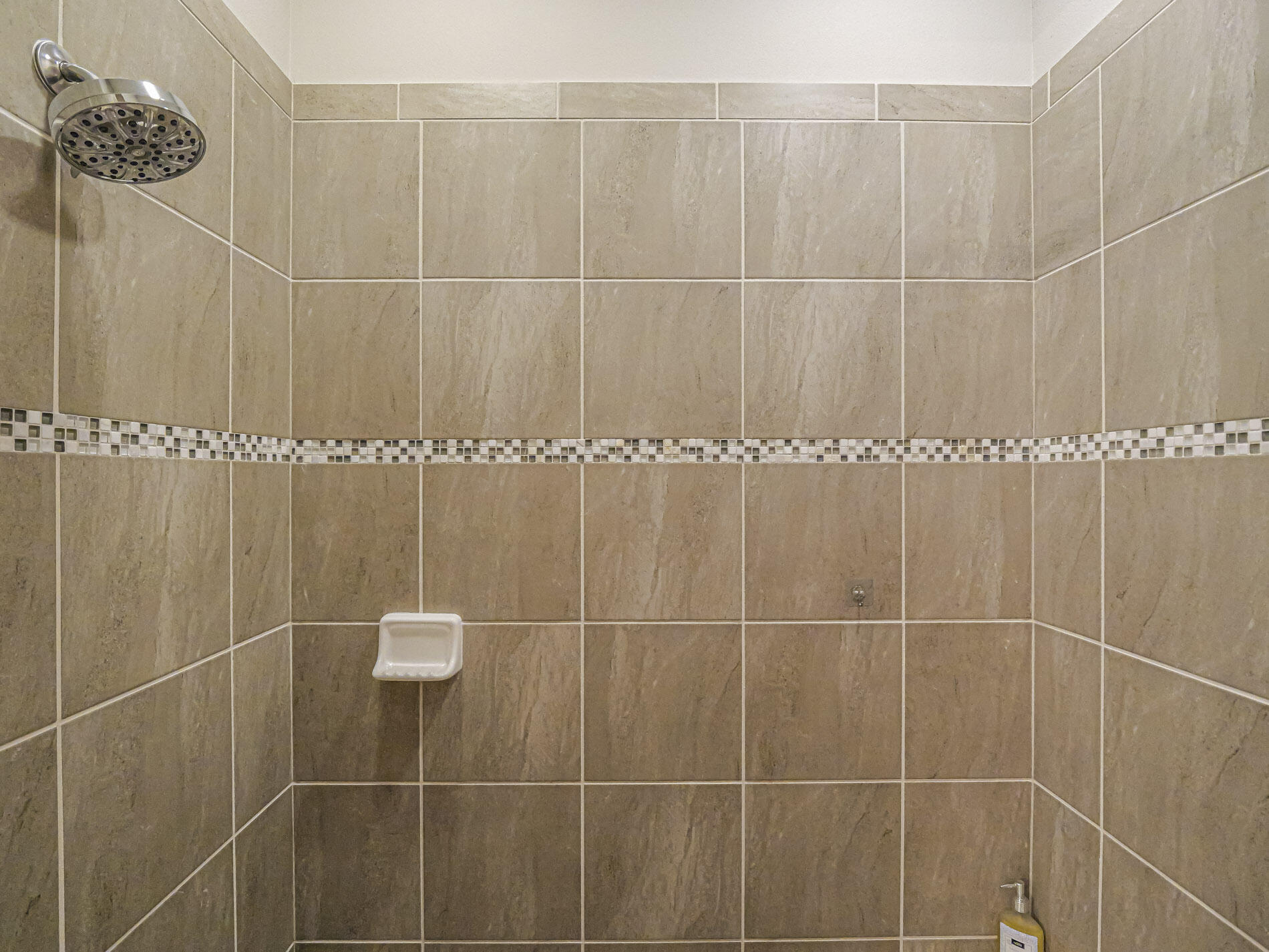 REPLAT OF THE VILLAS AT THREE OAKS - Residential