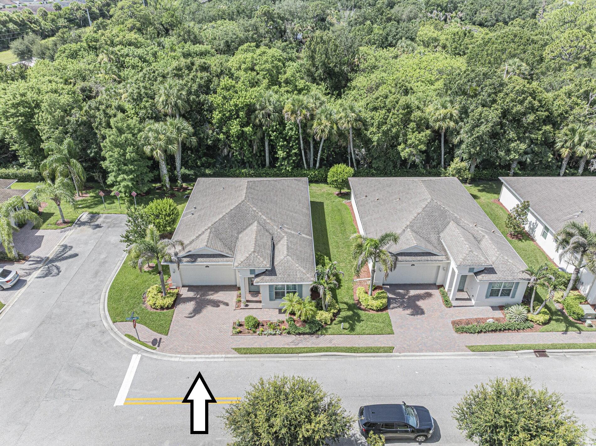 REPLAT OF THE VILLAS AT THREE OAKS - Residential