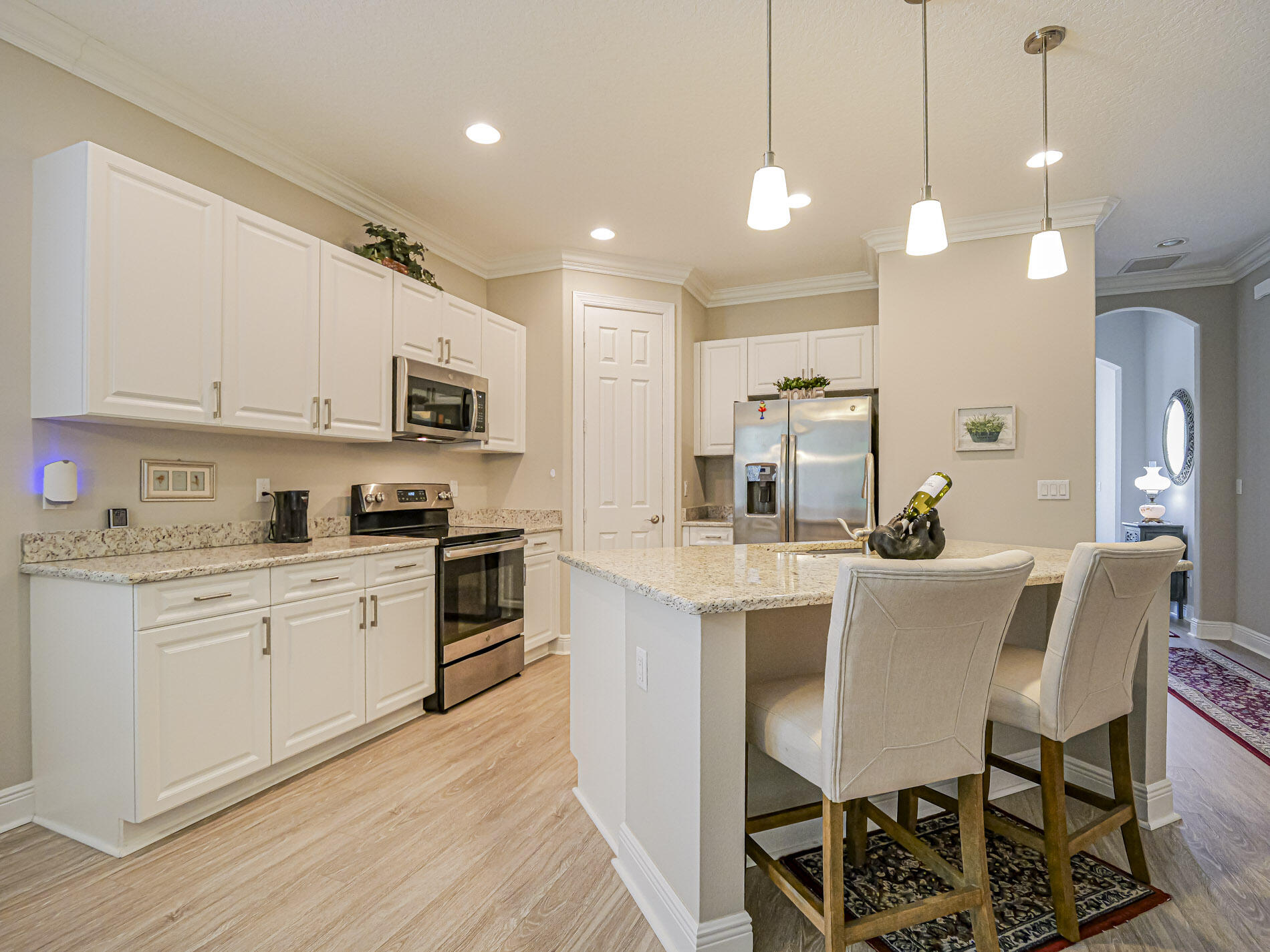 REPLAT OF THE VILLAS AT THREE OAKS - Residential