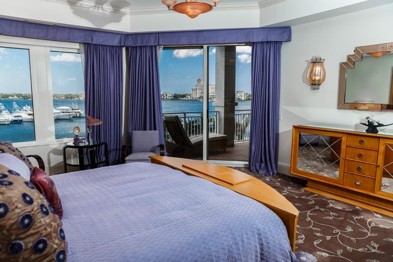 ONE WATERMARK PLACE OF THE PALM BEACHES - Residential