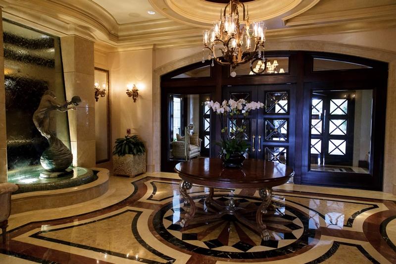 ONE WATERMARK PLACE OF THE PALM BEACHES - Residential