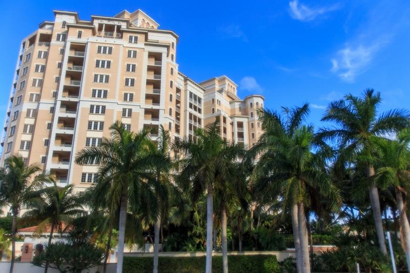 ONE WATERMARK PLACE OF THE PALM BEACHES - Residential