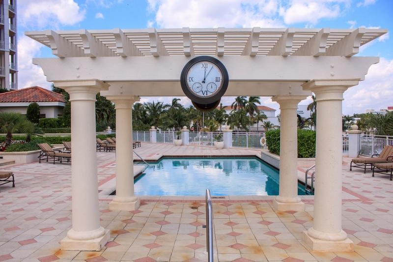 ONE WATERMARK PLACE OF THE PALM BEACHES - Residential