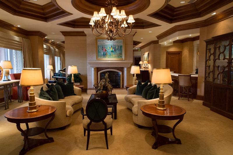 ONE WATERMARK PLACE OF THE PALM BEACHES - Residential