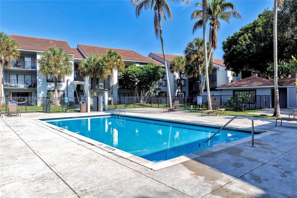 VISCONTI CONDO - Residential Lease