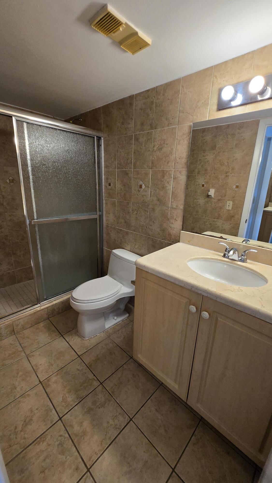 VISCONTI CONDO - Residential Lease