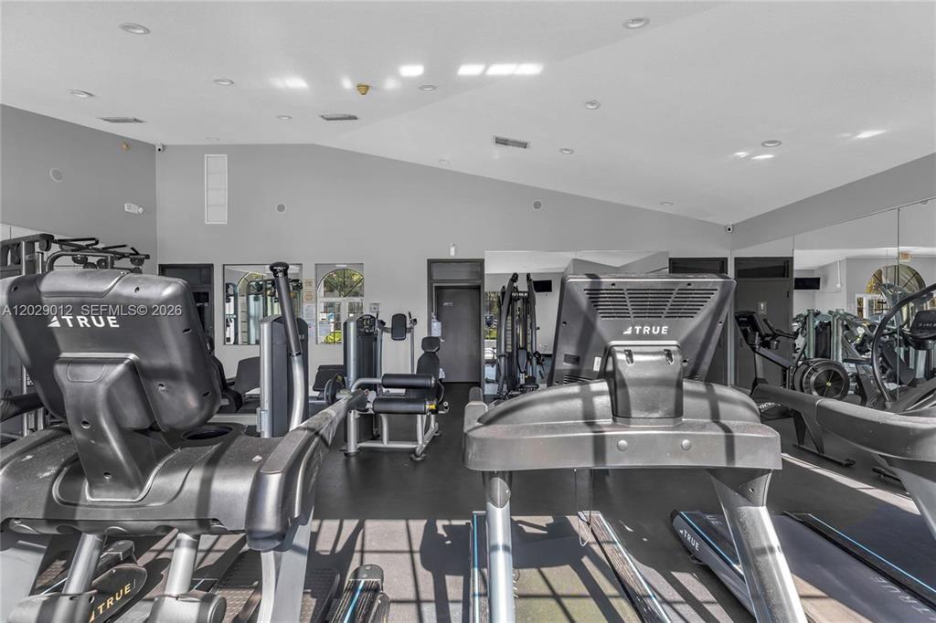 VISCONTI CONDO - Residential Lease
