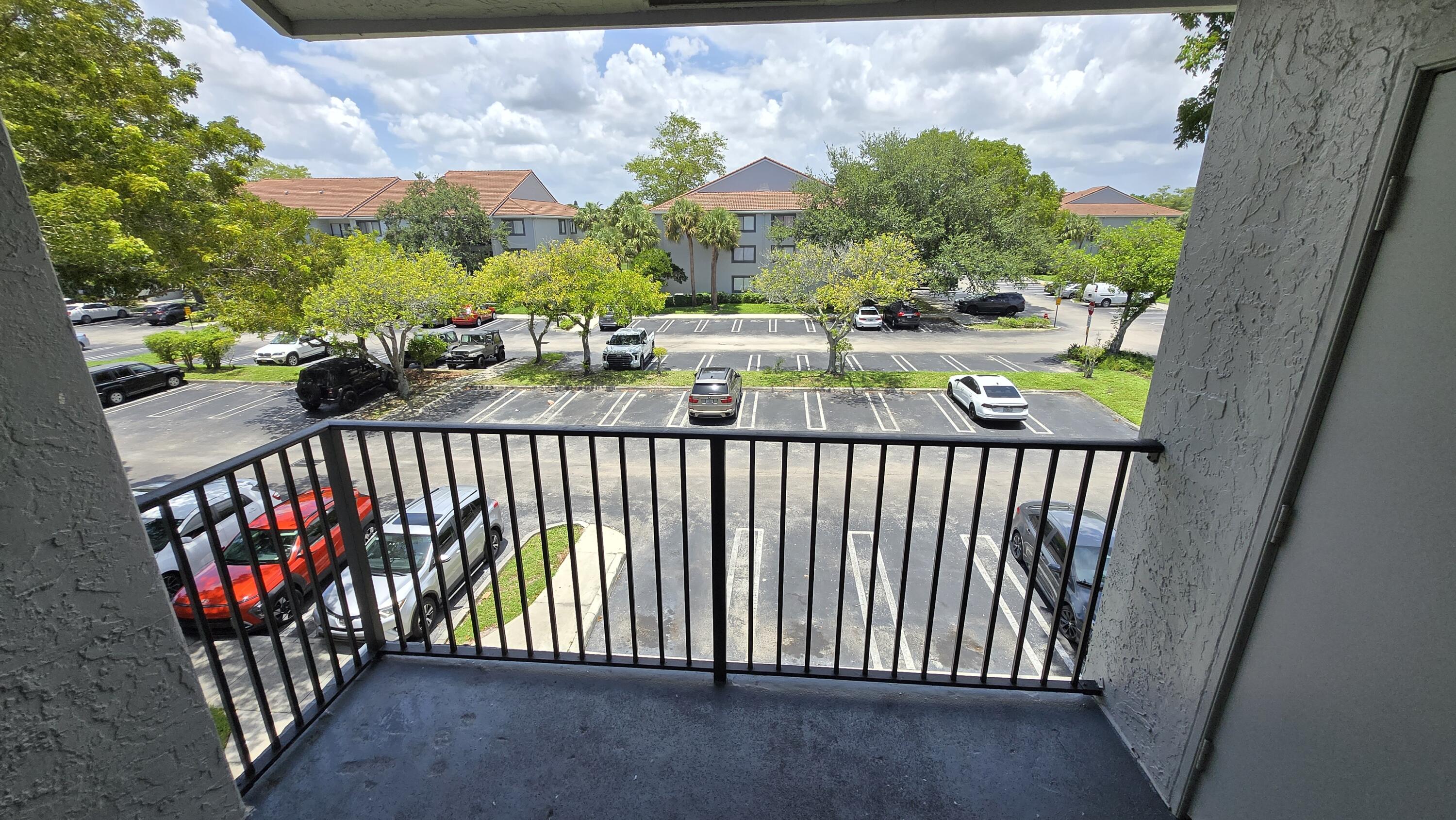 VISCONTI CONDO - Residential Lease