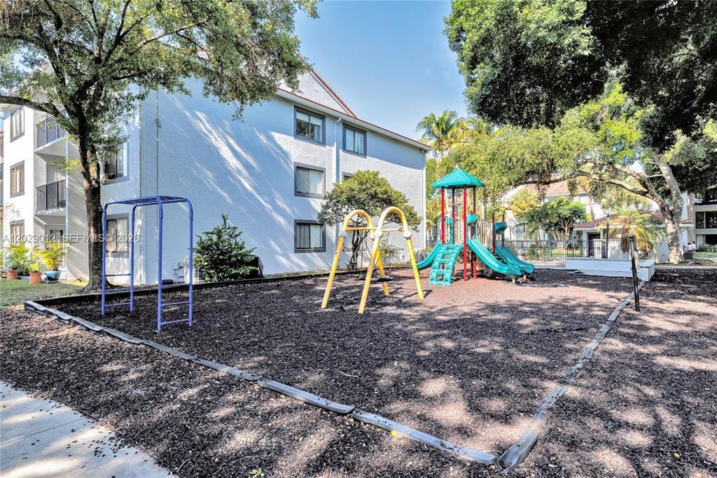 VISCONTI CONDO - Residential Lease