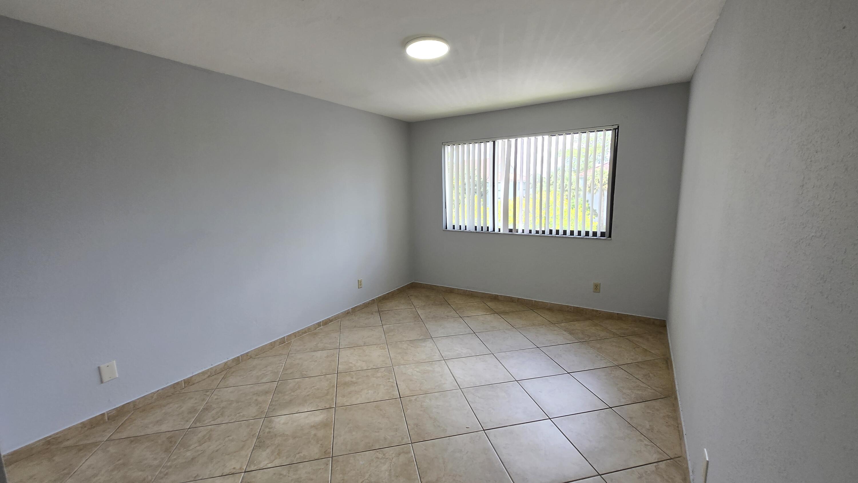 VISCONTI CONDO - Residential Lease