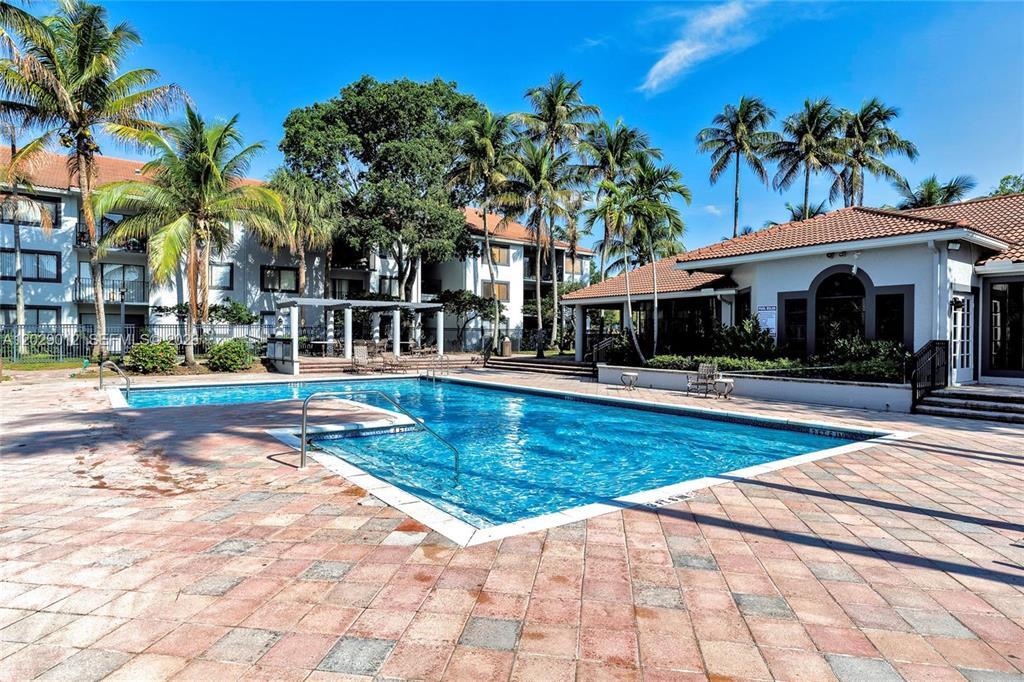 VISCONTI CONDO - Residential Lease