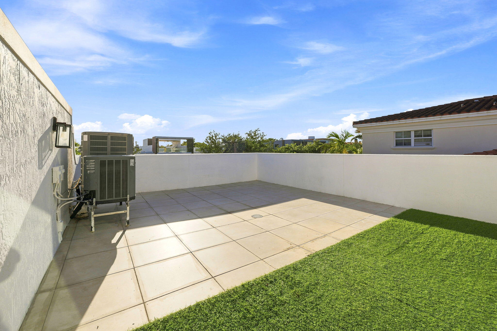 LIVERMORE ESTATES - Residential