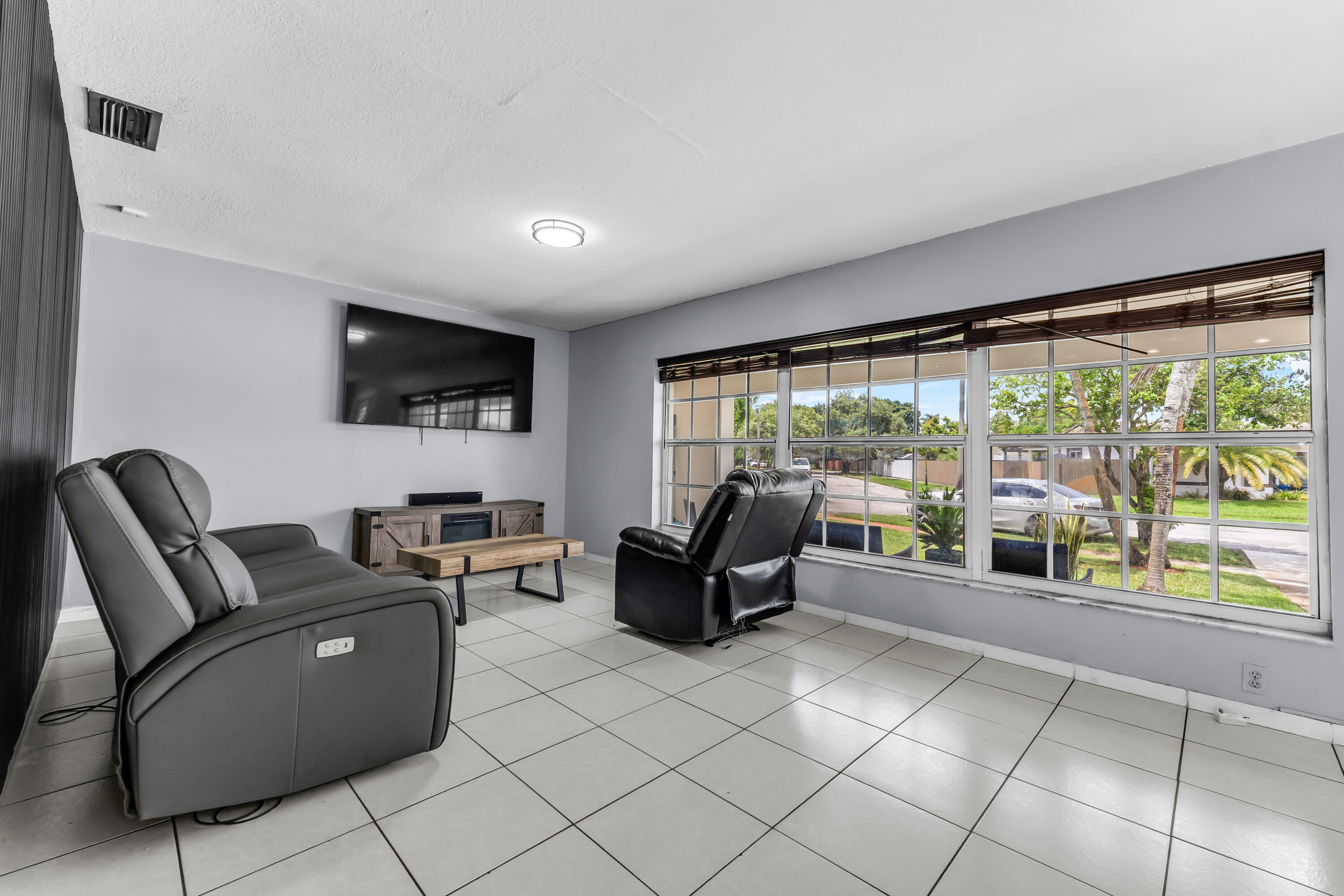 WESTVIEW SEC 1 PART 1 - Residential