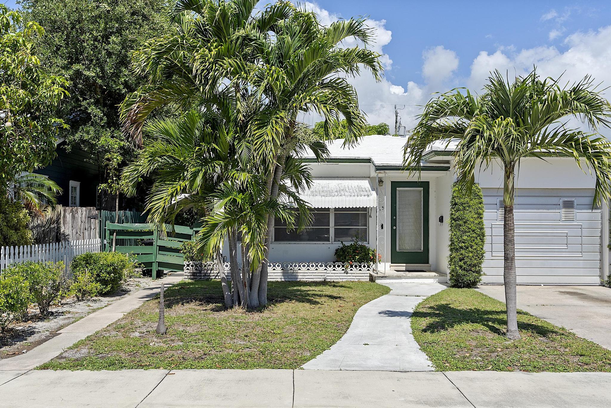LAKE WORTH TOWN OF - Residential