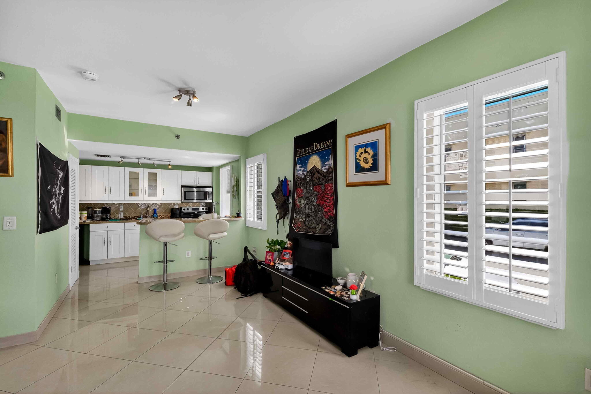THE LEXINGTON EUCLID CONDO - Residential