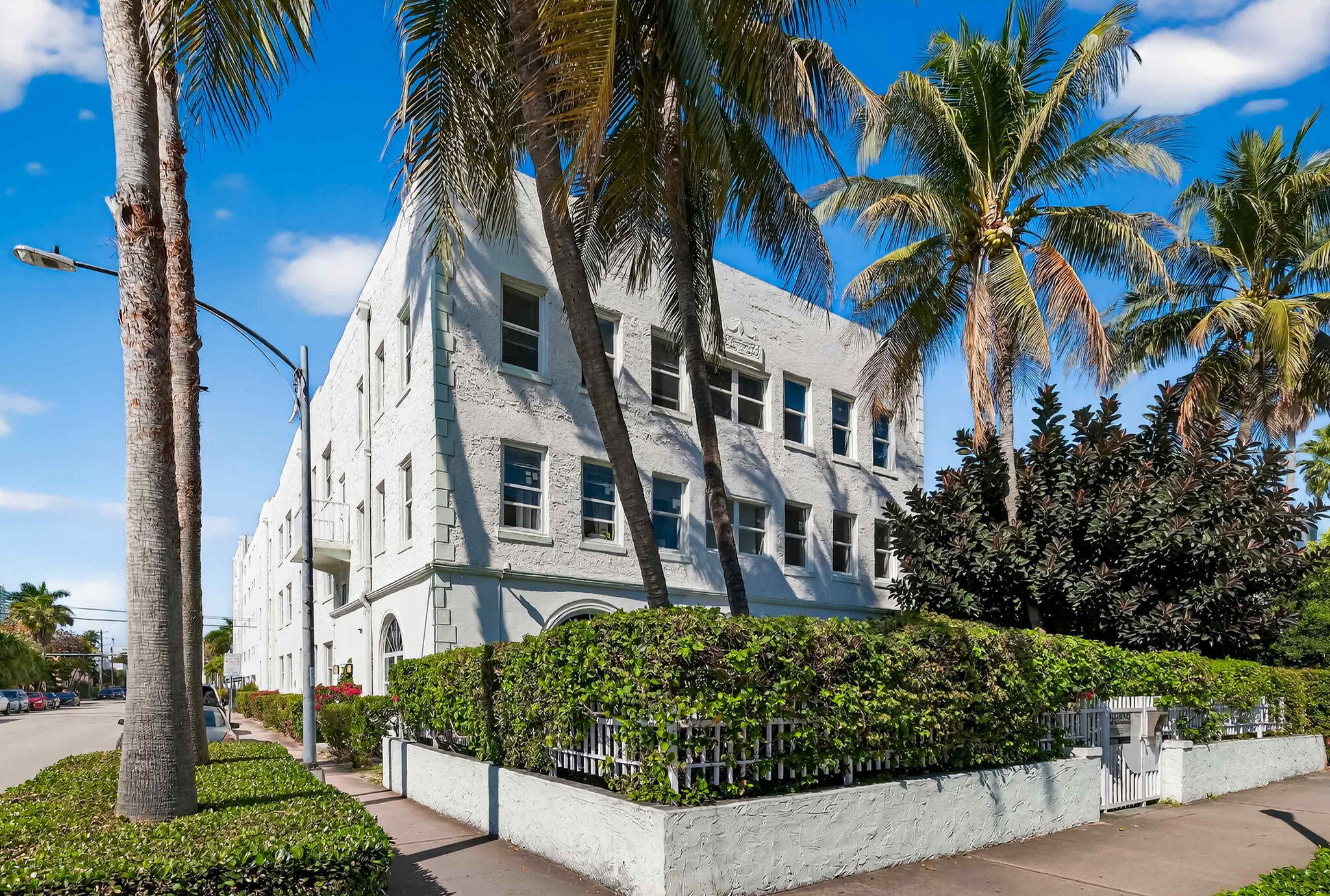 THE LEXINGTON EUCLID CONDO - Residential
