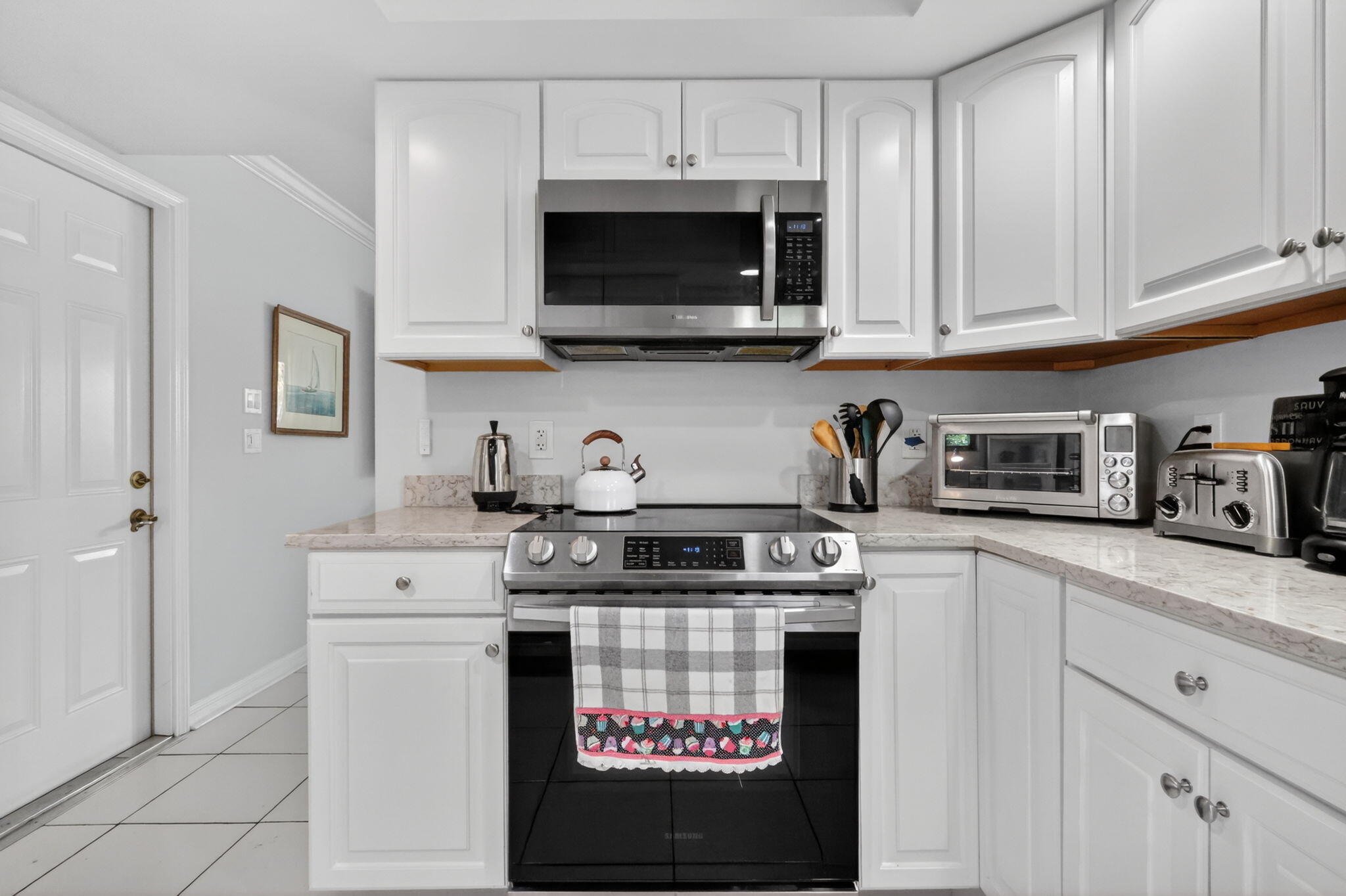COCO WOOD LAKES SEC 1 - Residential Lease
