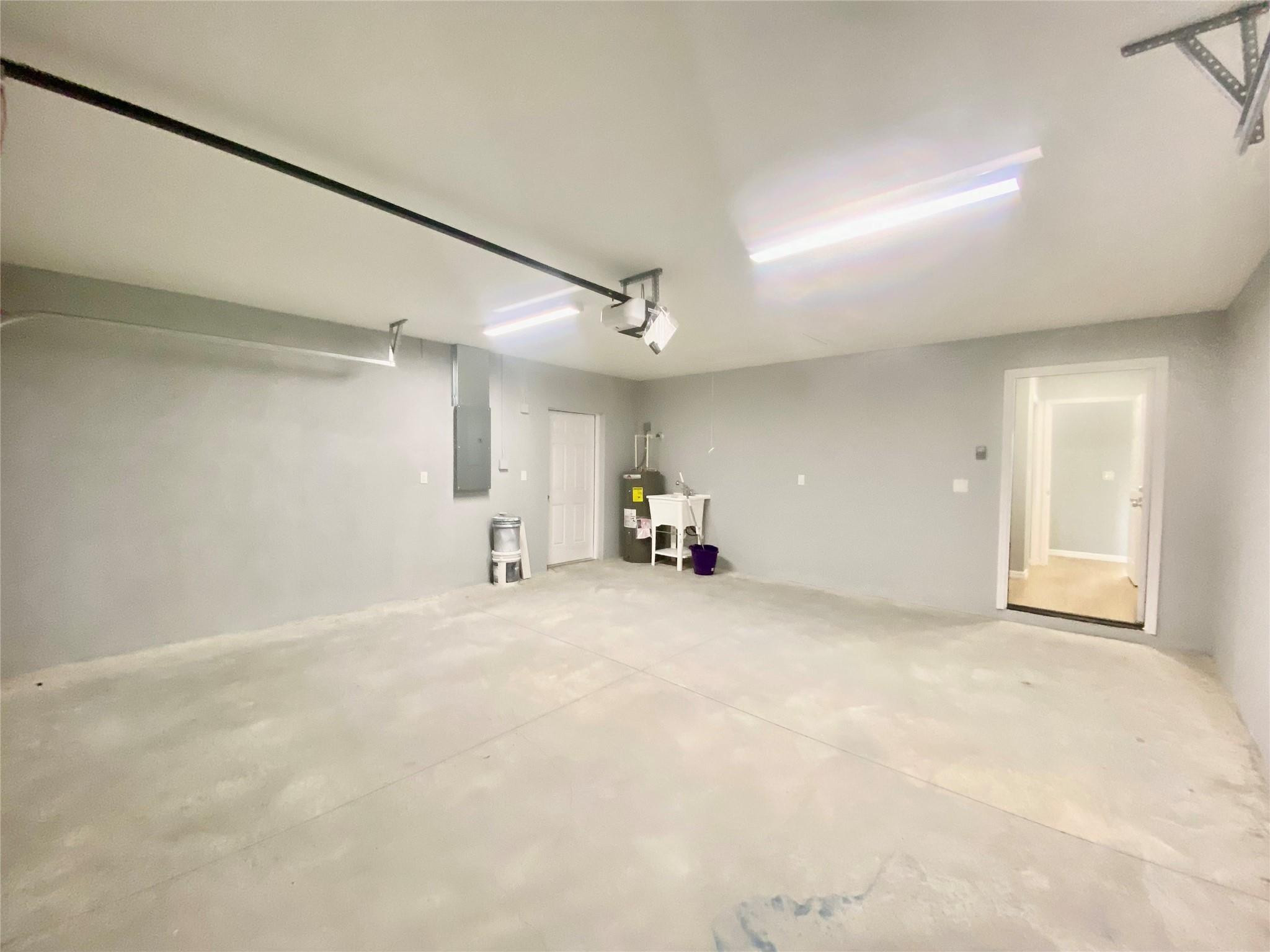 LAKE JACKSON HEIGHTS - Residential