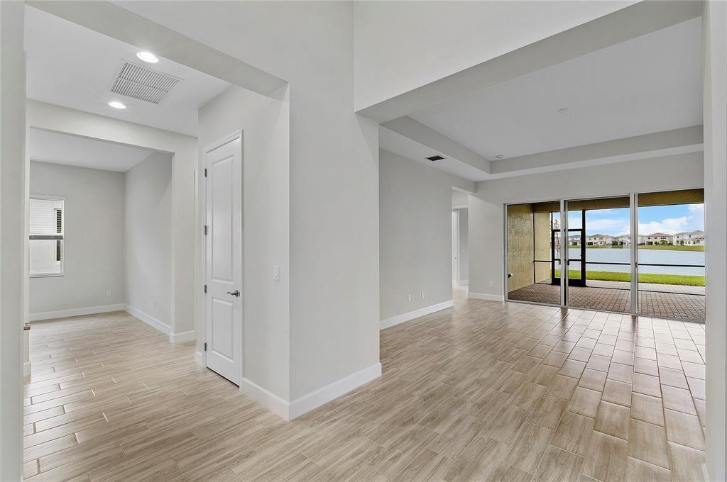 ORCHARDS OF WESTLAKE - Residential Lease