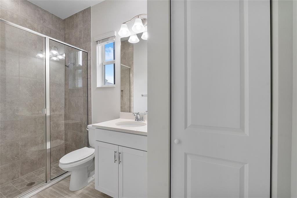 ORCHARDS OF WESTLAKE - Residential Lease