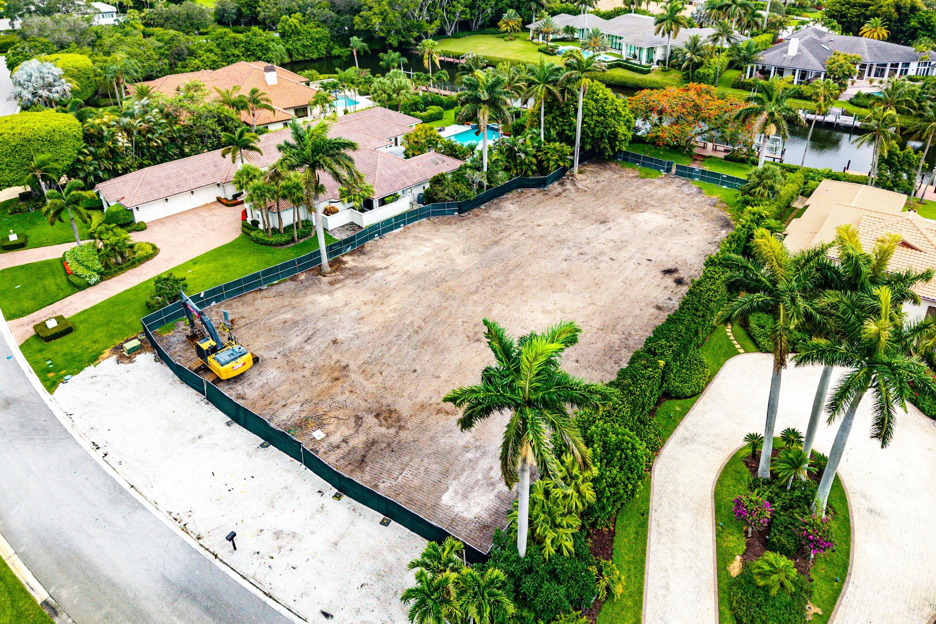 FRENCHMANS CREEK - Residential