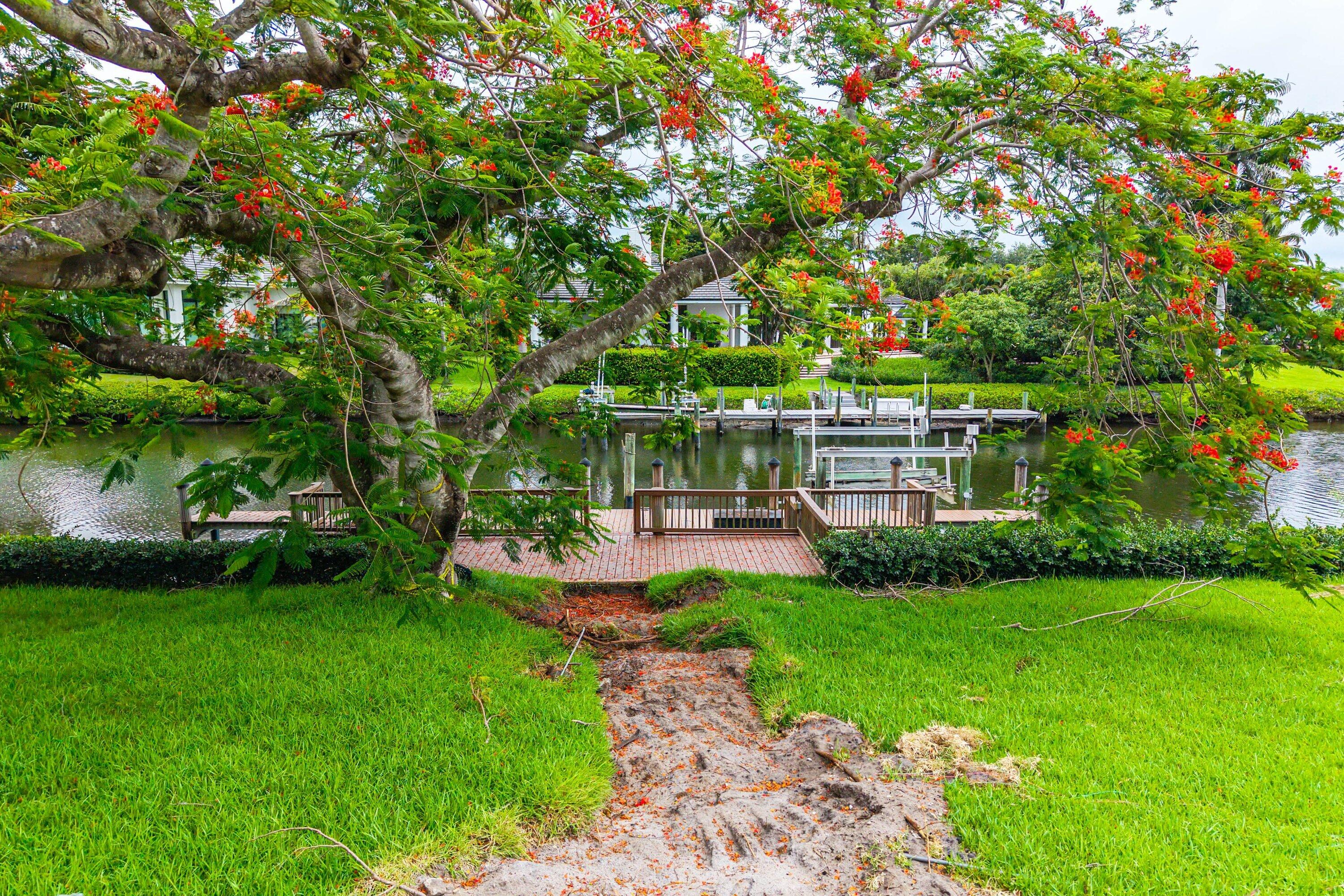 FRENCHMANS CREEK - Residential