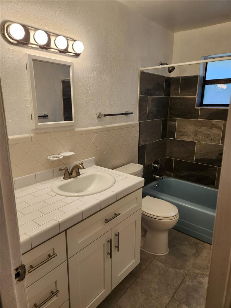 PROSPER PARK AMEN - Residential