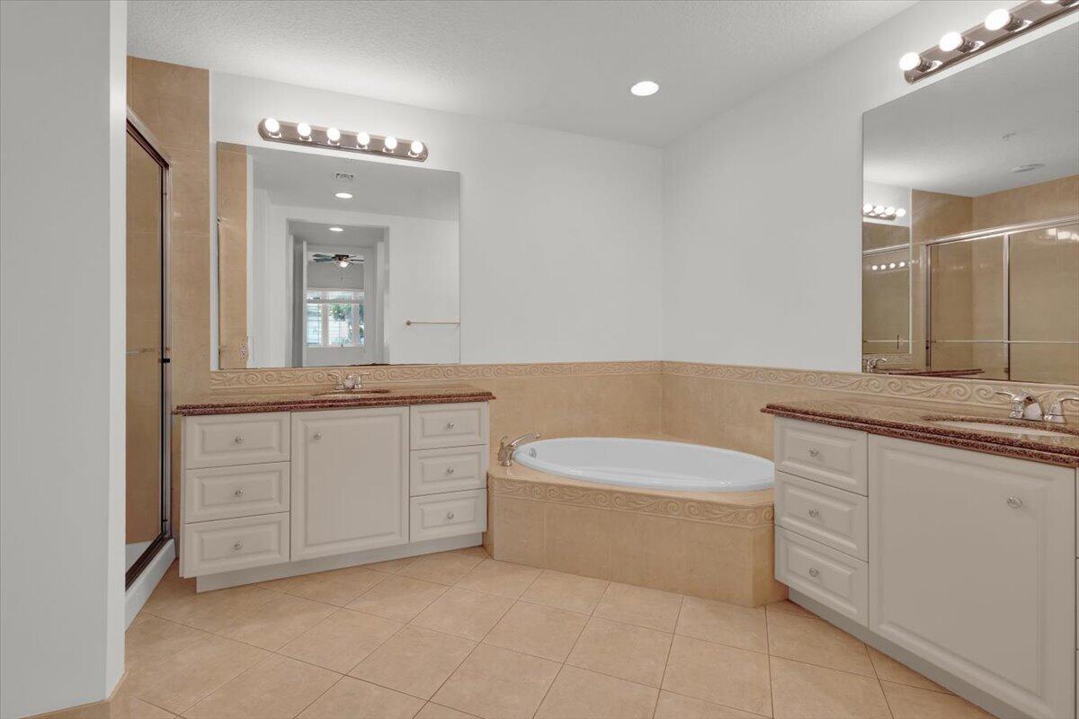 HARBOUR ISLE AT HUTCHINSON ISLAND EAST - Residential Lease